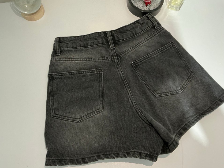 Milla Siyah Yüksek Bel City Boy Kot Şort - Görsel 2