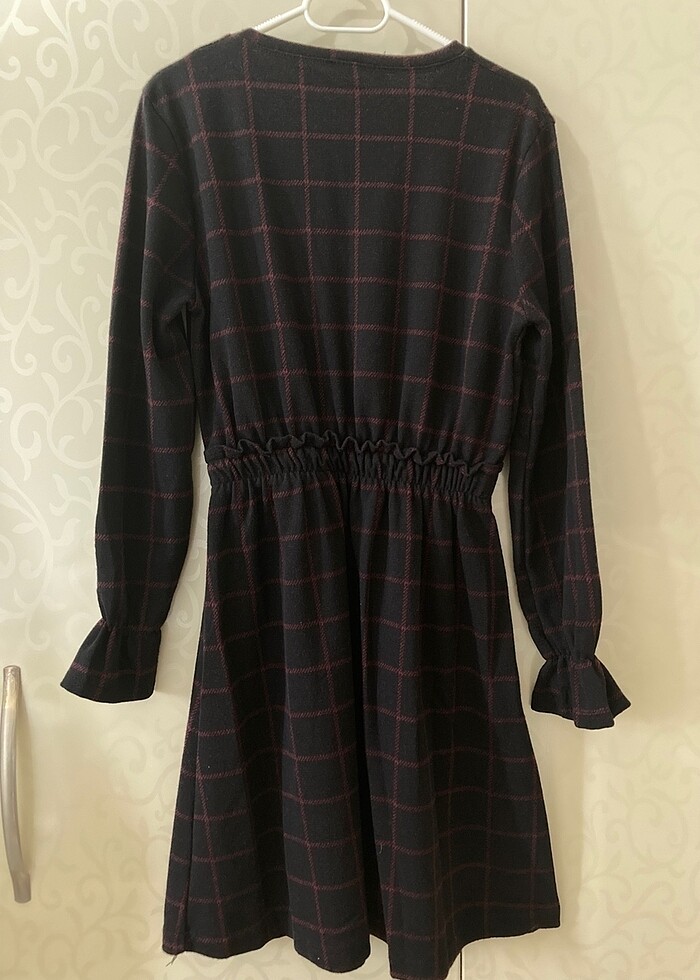 Siyah Elbise - Görsel 3