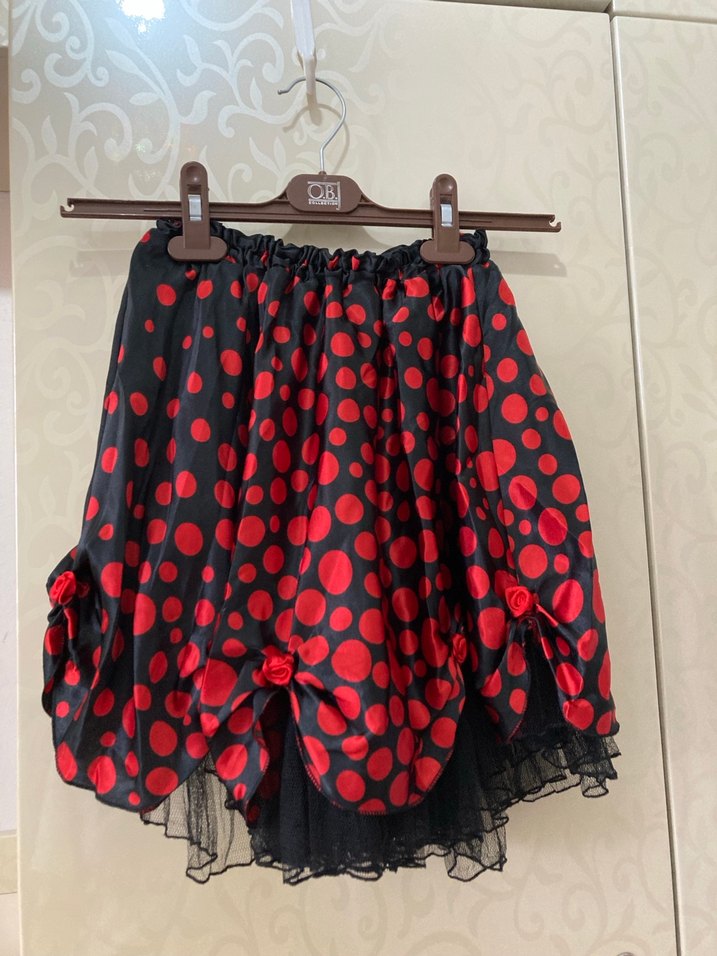 Kırmızı Puantiyeli Tütülü Saten Etek - Görsel 2