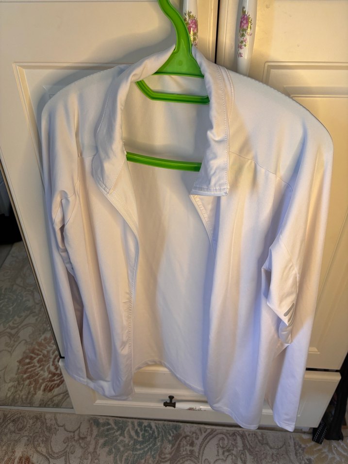 Beyaz Uzun Kollu Kadın spor ceket - Görsel 2