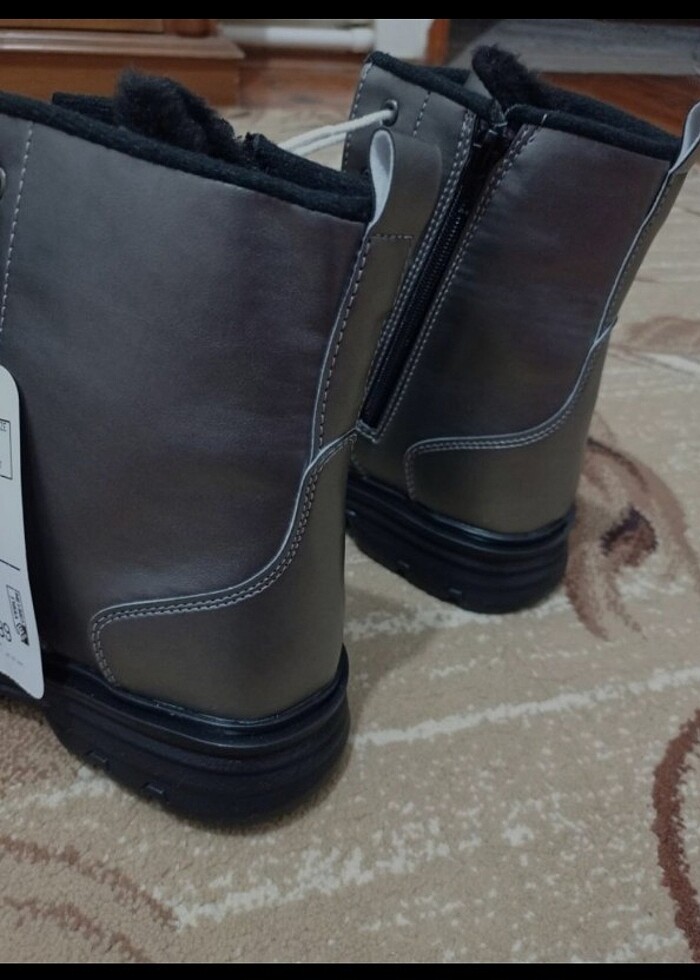 Kadın Bot  - Görsel 3