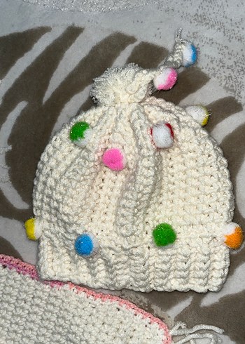 Renkli Ponponlu Örgü Çocuk Bere ve Atkı Seti - Görsel 4