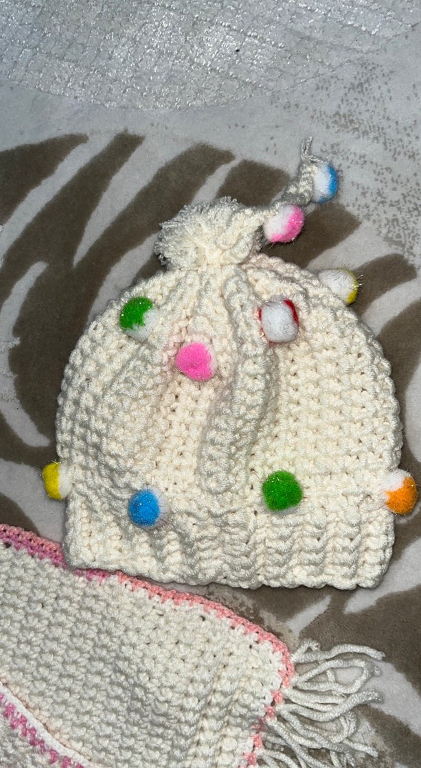 Renkli Ponponlu Örgü Çocuk Bere ve Atkı Seti - Görsel 4