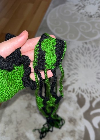 Yeşil Örgü Gotik Kadın Eldivenleri ve boyunluk - Görsel 3