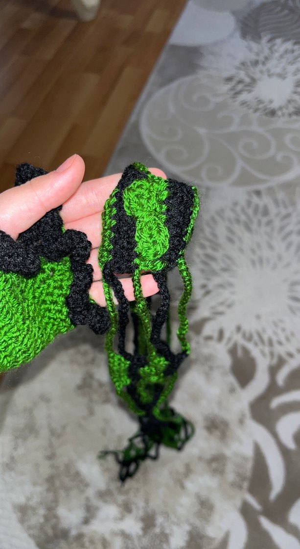 Yeşil Örgü Gotik Kadın Eldivenleri ve boyunluk - Görsel 3