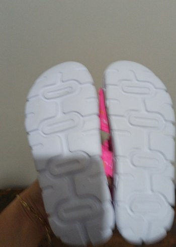 Kız Çocuk Pembe Bağcıksız Kaydırmaz Sandalet - Görsel 2