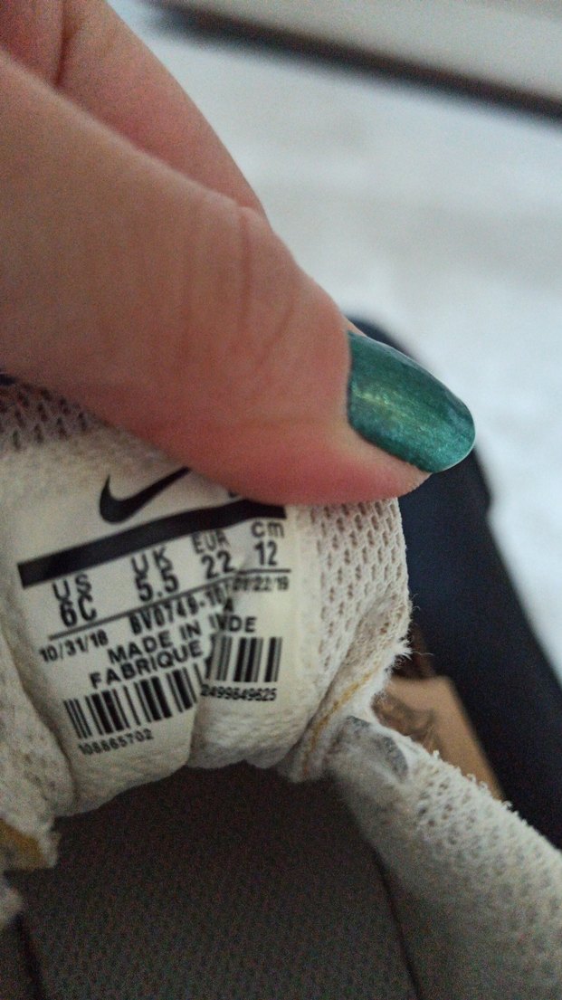 Cırt Cırtlı kız 
Çocuk Beyaz Spor Ayakkabı - Görsel 5