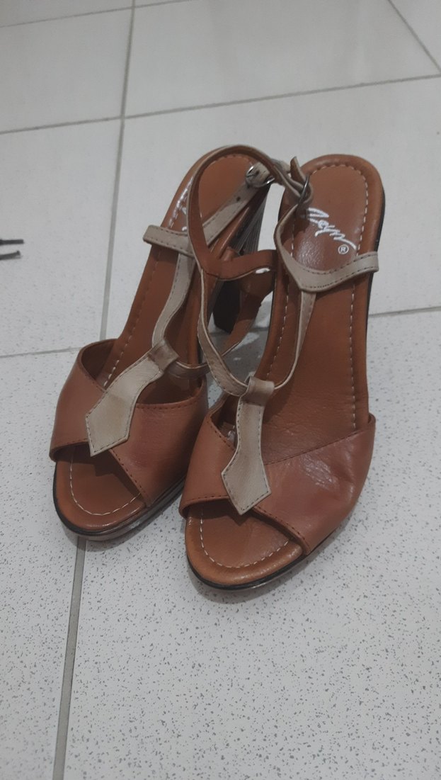 Kahverengi Hakiki Deri Dolgu Topuklu Kadın Sandalet - Görsel 3