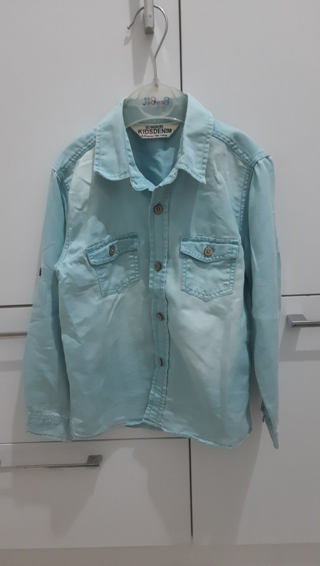 Erkek çocuk İki Gömlek ve bir yelek - Görsel 4