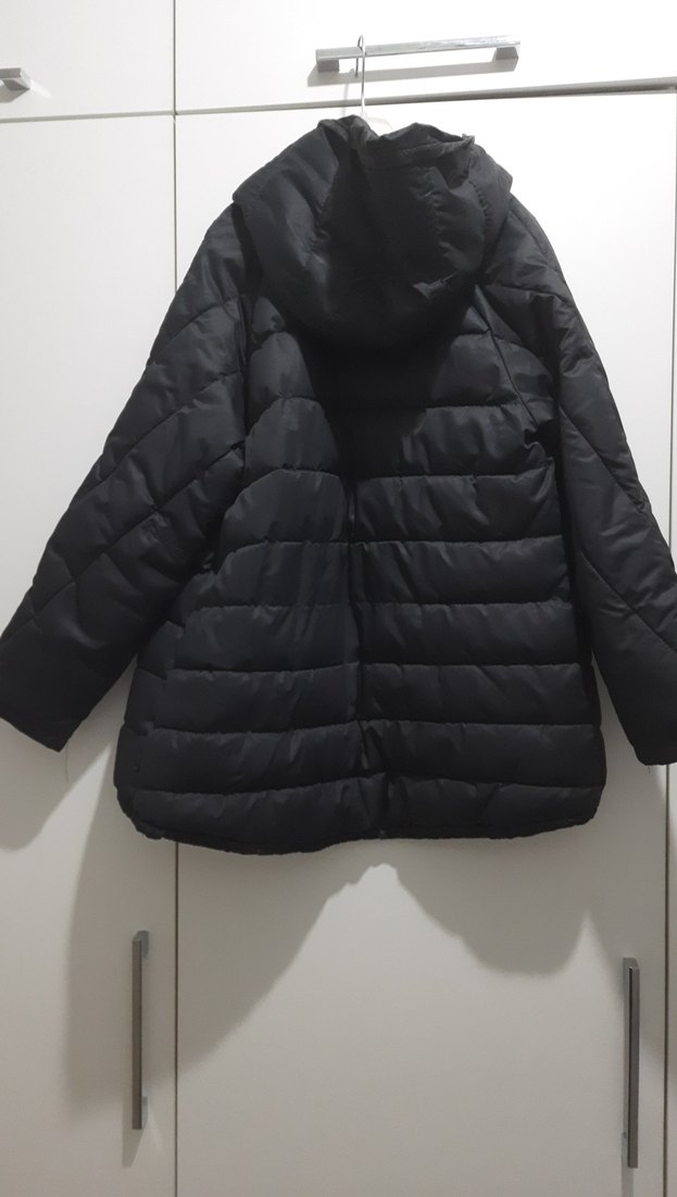 Siyah Midi Uzunlukta Fermuarlı Kız Çocuk Kışlık Ceket - Görsel 2