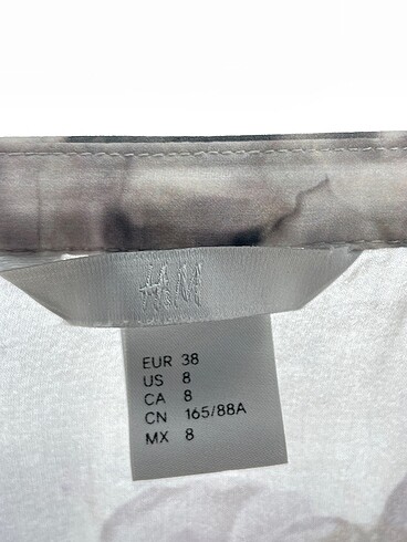 38 Beden çeşitli Renk H&M Bluz %70 İndirimli.