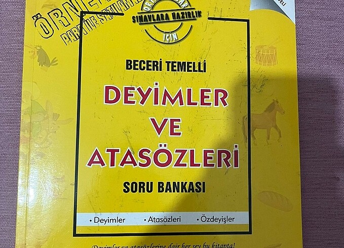 8. Sınıf Atasözleri ve Deyimler Test Kitabı 