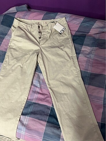Krem Rengi Etiketli Zara pantolon