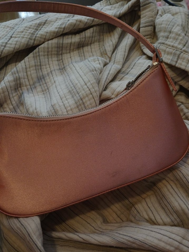 Parlak pembe renkli kadın kol çantası - Görsel 3