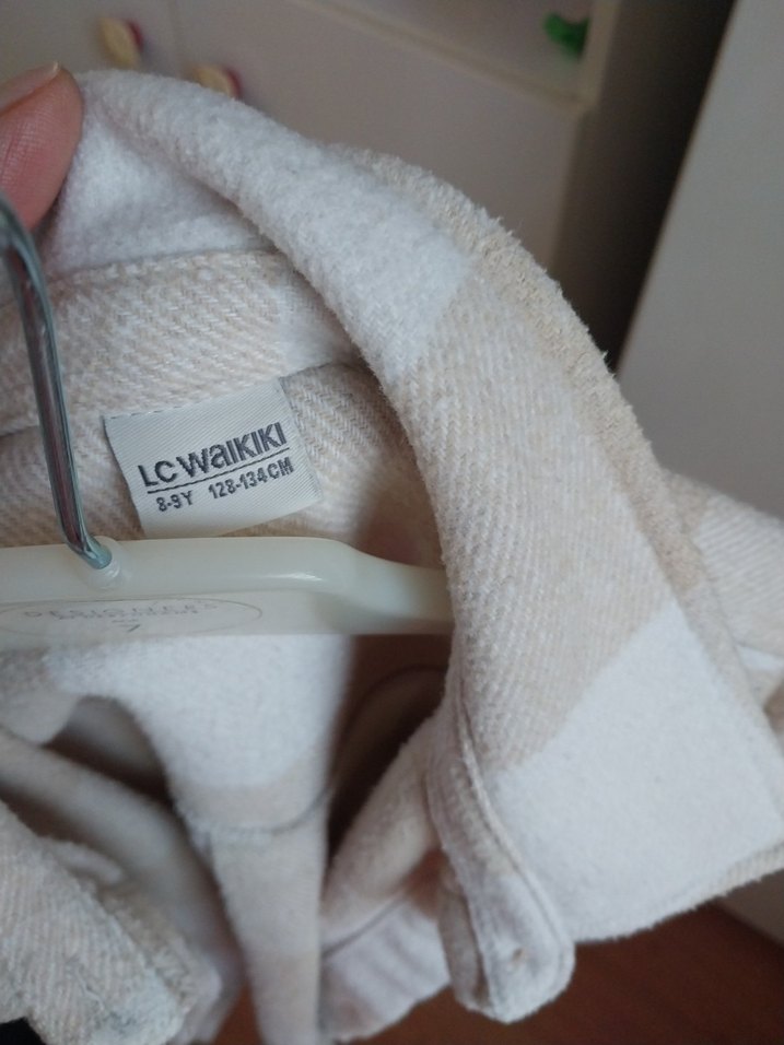 Bej Ekose Desenli Düğmeli Gömlek - Görsel 3