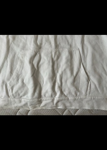 Beyaz Kapüşonlu Baskılı Kadın Sweatshirt - Görsel 5