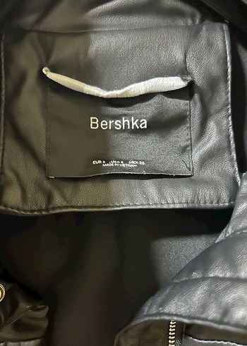 Düğmeli Siyah Deri Kadın Mont bershka - Görsel 2