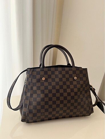 Louis Vuitton çanta