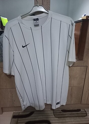 Nike tişört 