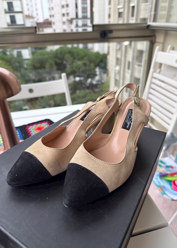 Bej Süet Tokalı Stiletto Topuklu Kadın Ayakkabı