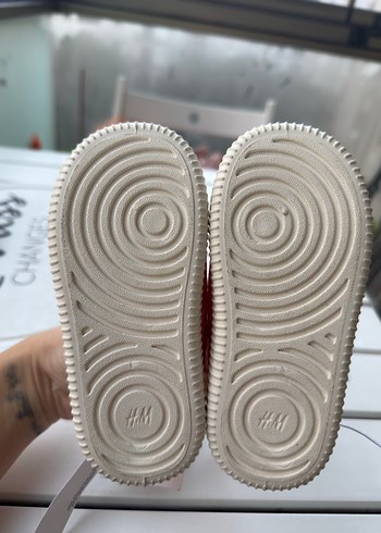 H&M kiz bebek spor ayakkabi - Görsel 3