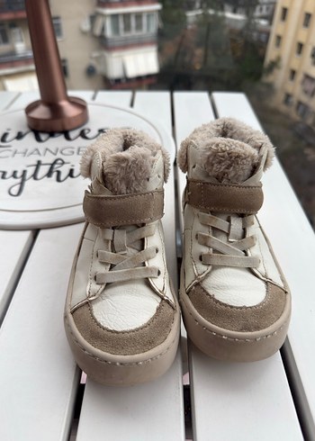 Kız Çocuk Bej Süet Kürklü Bot - Görsel 2