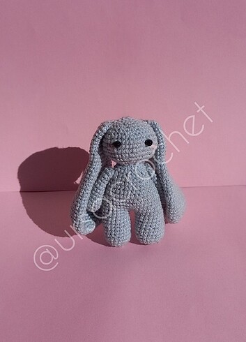 Amigurumi minik tavşan