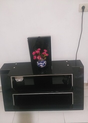 TV ÜNİTESİ