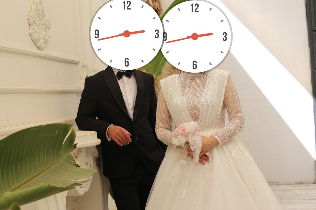 Uzun Kollu V Yaka Prenses Gelinlik - Görsel 4