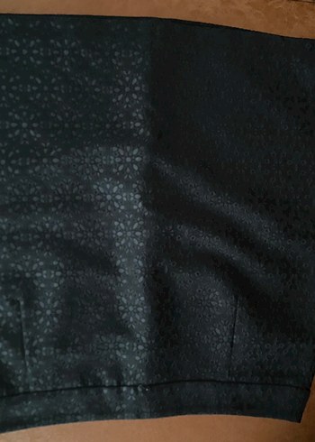 Düğmeli Siyah Midi Kumaş Pantolon - Görsel 2