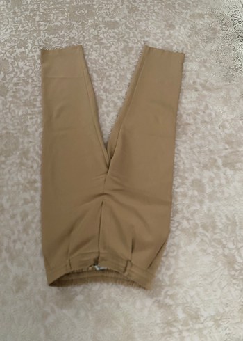 Bej Düğmeli Kadın Kumaş Pantolon.38 beden uyumlu - Görsel 4