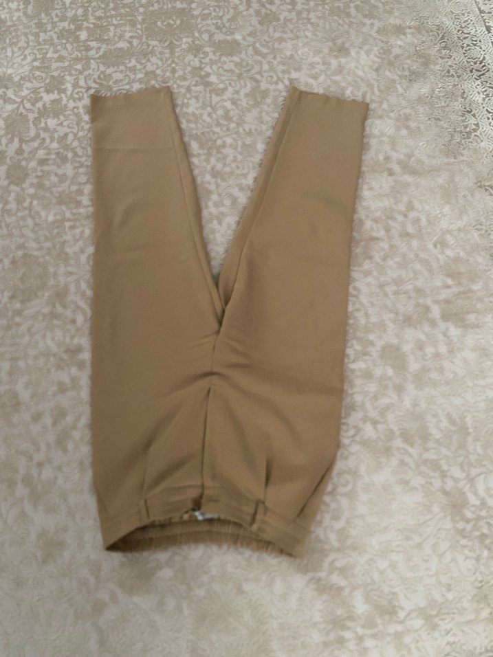Bej Düğmeli Kadın Kumaş Pantolon.38 beden uyumlu - Görsel 4