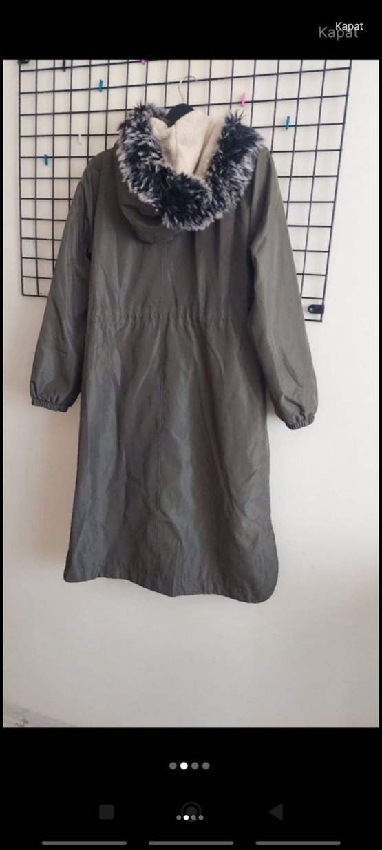 Haki yeşil Düğmeli Uzun Kadın Yağmurluk - Görsel 2