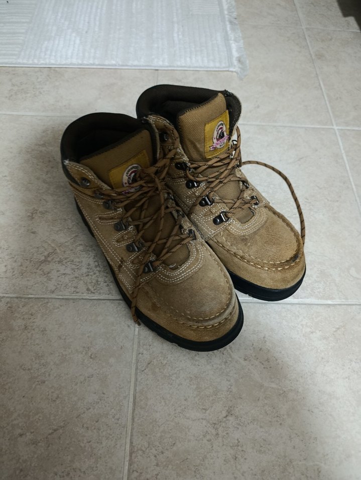 Erkek Kahverengi Süet Outdoor Bot iki kere kullanıldı - Görsel 2