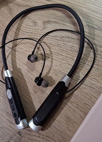 Bluetooth Kulaklık 