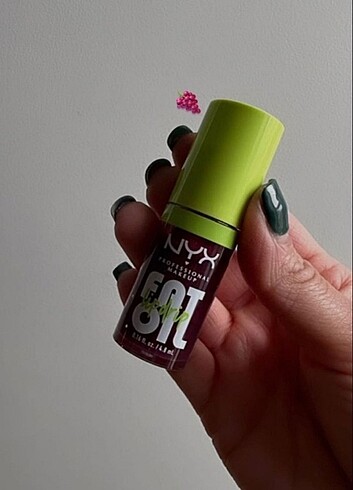 NYX FAT OİL