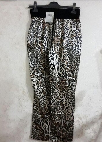 SATEN LEOPAR PANTOLON. Orjinal koton S beden