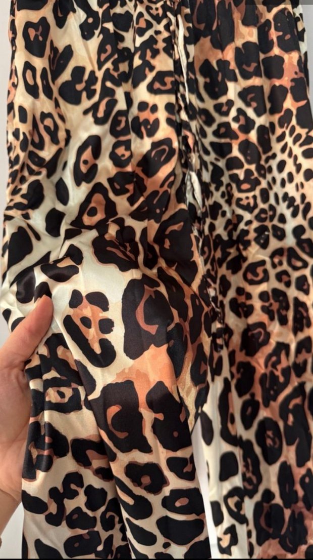 Leopar Desenli Kadın Salaş Saten Pantolon - Görsel 5
