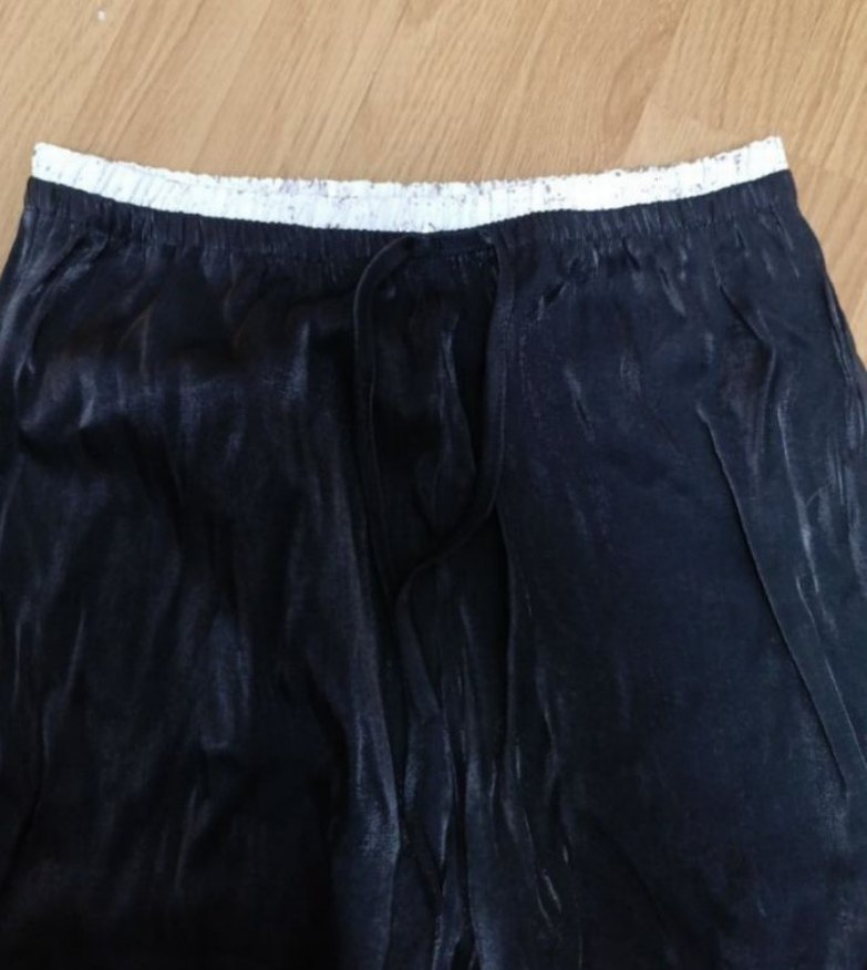 Siyah  saten Piliseli Kadın Pantolon M 38 - Görsel 2
