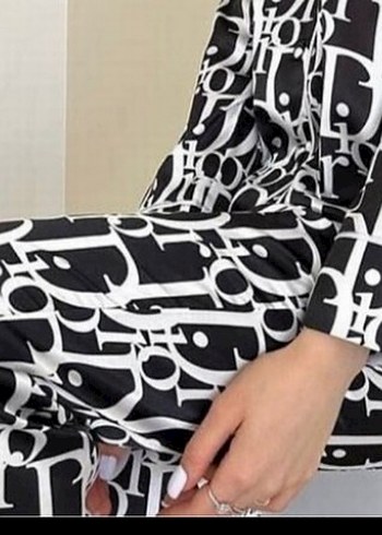 SATEN PİJAMA ALTİ. DİOR  L40 Beden - Görsel 4