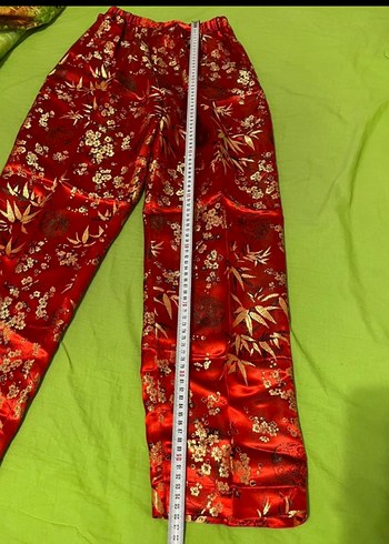 ÇİN JAPON KİMONO TAKİM XL 42 Desenleri kabartma islemedir. - Görsel 8