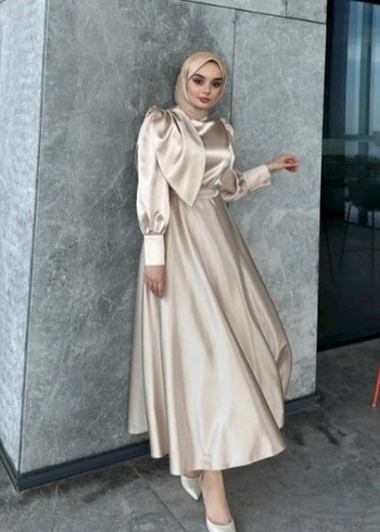 Bej Saten Uzun Kollu Abiye Elbise - Görsel 4