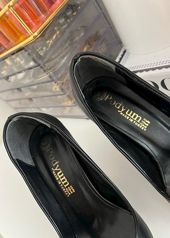 Siyah Stiletto Topuklu - Görsel 2