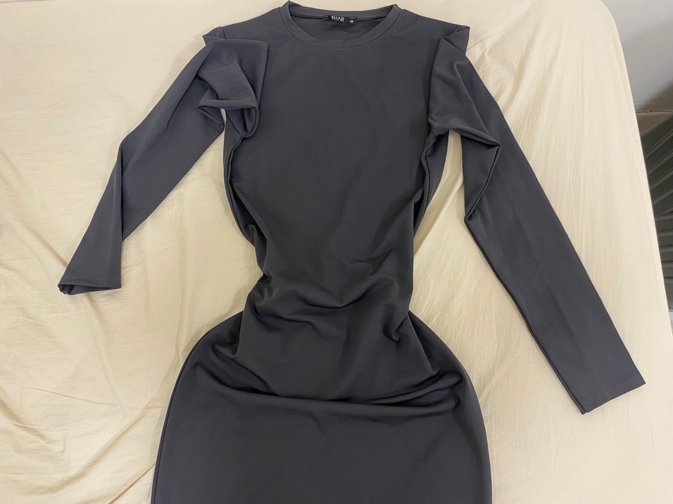 Gri Uzun Kollu Yüksek Yaka Elbise - Görsel 3