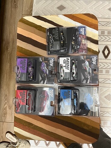 Mini GT - 5?Li Lot
