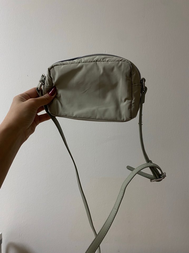 Pull and Bear çapraz çanta - Görsel 2