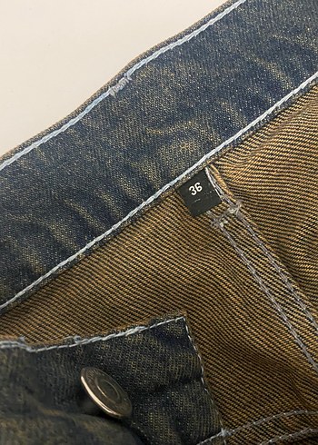 Trendyolmilla Koyu Mavi Yıkama Efektli Bol Kesim Yüksek Bel Jean - Görsel 3