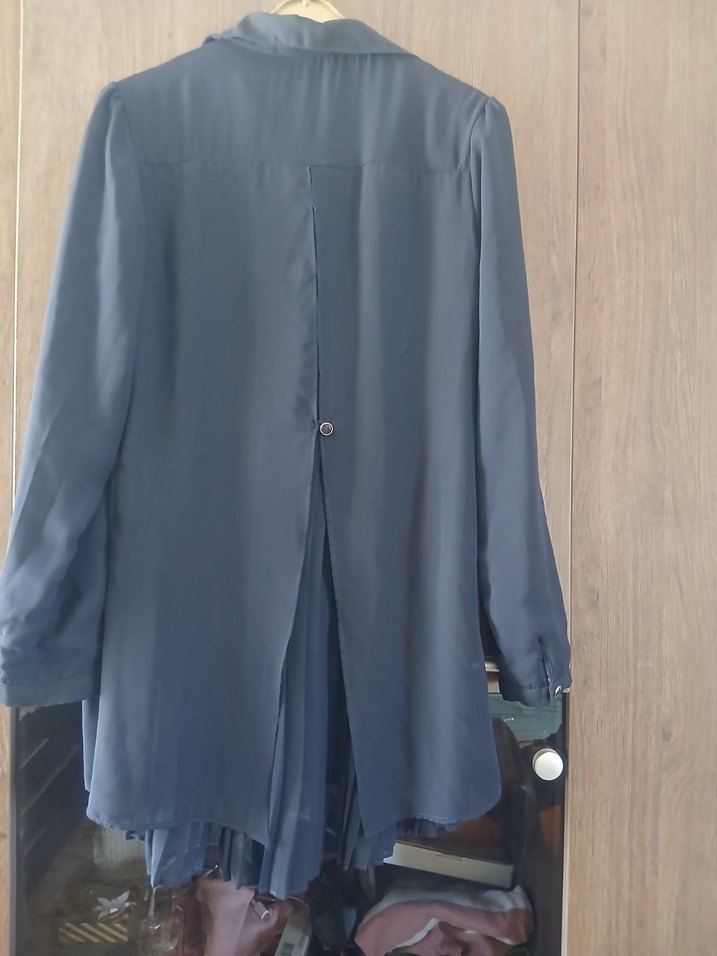 Siyah Uzun Kollu Düğmeli Kadın Gömlek - Görsel 2