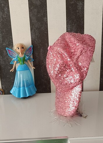 LC Waikiki Kiz Çocuk pul payetli şapka