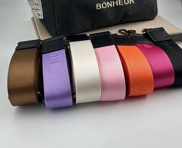 Bonheur askı